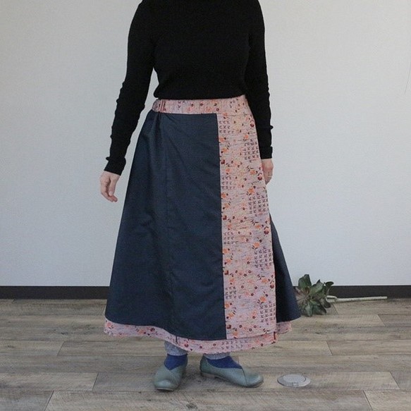 着物リメイク　ピンク小花ウールと大島紬合せリバーシブルスカート 1枚目の画像