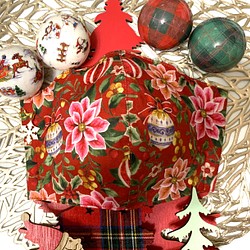 “Creema限量版”一品紅✖️聖誕裝飾✖️附雪紋魅力✨3D布面面具 第1張的照片