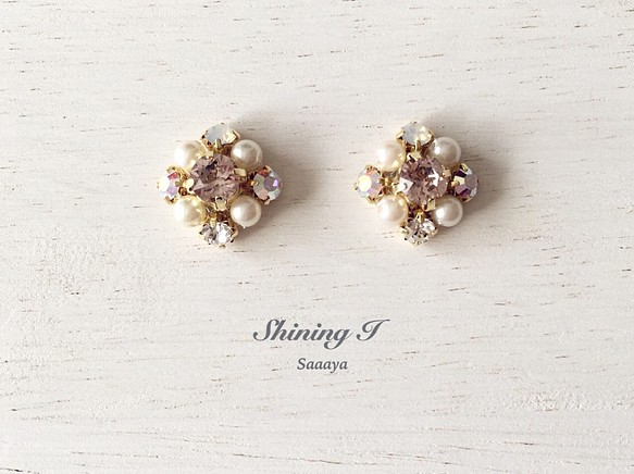 Square bijou *Sakura / Earrings 1枚目の画像