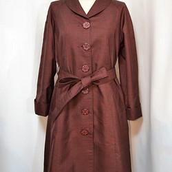 大島紬コート（５マルキ・チェコボタン）・持ち込み着物でのオーダー可・絹１００％ 1枚目の画像