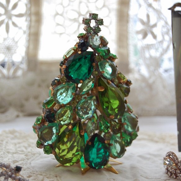 ヴィンテージチェコガラスの3Dクリスマスツリー♪エメラルドグリーン