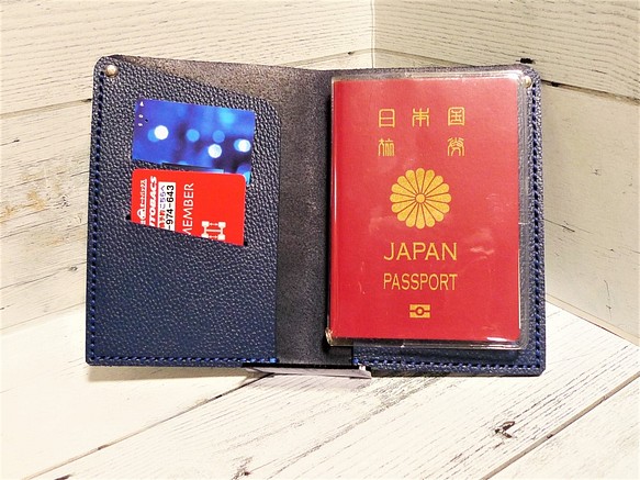 「受注制作」パスポートケース　ダークネイビーブルーシュリンクレザー 1枚目の画像