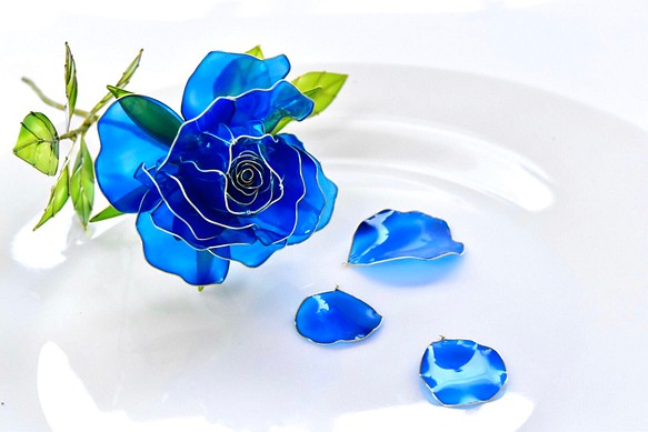 受注制作【グラスドーム】薔薇（ばら）- lapis lazuli- 1枚目の画像