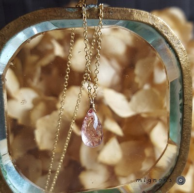 nonko様専用【K18】ストロベリークォーツの一粒ネックレス 1枚目の画像