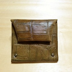 背ポケット付きカシメコインケース 1枚目の画像