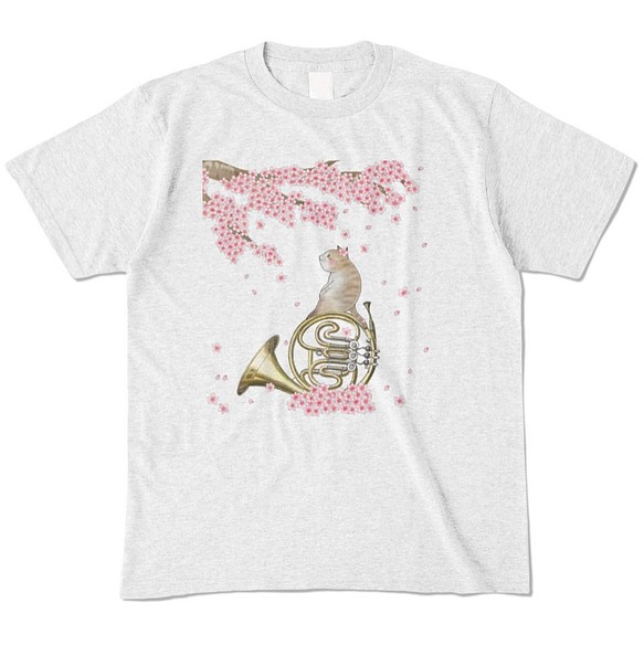 ホルン猫と桜のＴシャツ 1枚目の画像