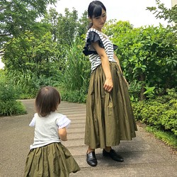 親子コーデ　タックギャザースカート　オトナスカート＆コドモスカートセット　カーキ 1枚目の画像