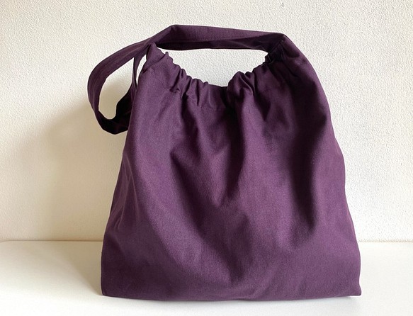 棉亞麻簡單的一把手手提包紫色 第1張的照片