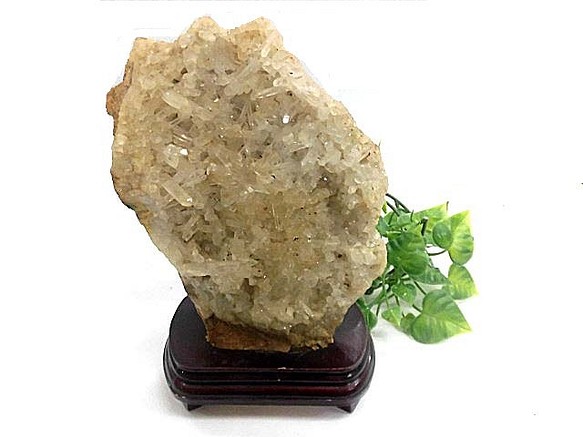 天然石 マダガスカル産 水晶原石(台座付) 200720600 その他