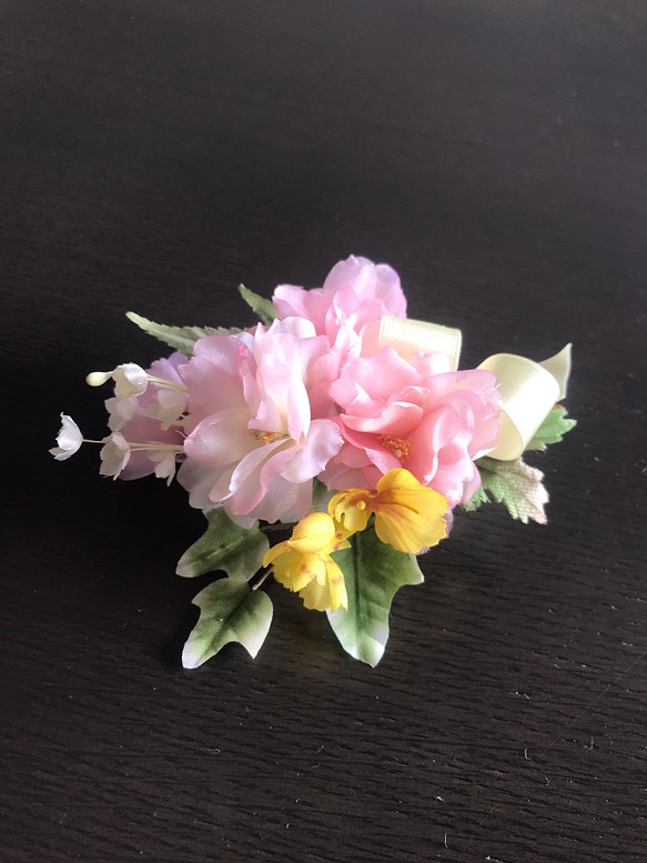 八重桜のコサージュNo1 1枚目の画像