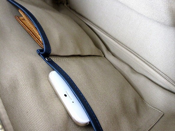 【オプション追加】本革ビジネスバッグの内装ポケット仕様変更 1枚目の画像