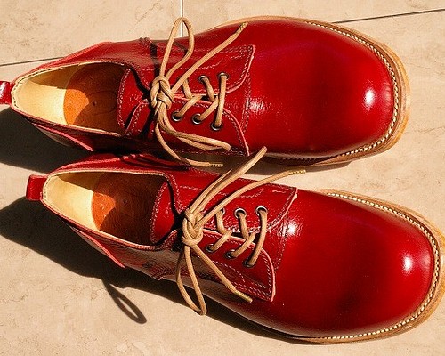 【受注生産】 本格派の本革靴 外羽短靴タイプ 赤い靴！