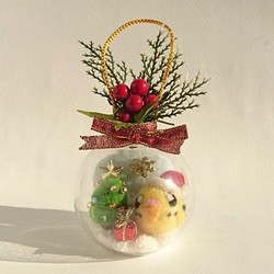 【送料無料】羊毛ﾌｪﾙﾄ  イエローパイドセキセイさんのクリスマスドーム 1枚目の画像