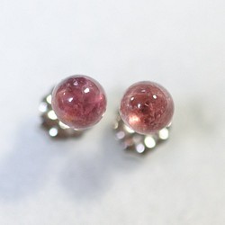 (1 件) 粉紅色電氣石耳釘（5 毫米，鈦柱） 第1張的照片