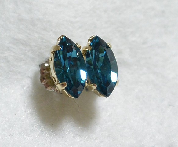 施華洛世奇侯爵切工珠寶耳環（靛藍鈦金屬貼） 第1張的照片