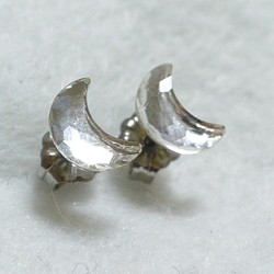 施華洛世奇月亮耳環（水晶鈦柱） 第1張的照片