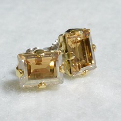 施華洛世奇·Stepcut的Bijie耳環（金色影子·鈦柱） 第1張的照片