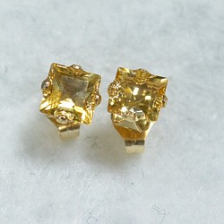[新規格] 14 kgf耳環（5毫米）的黃水晶方形刻面 第1張的照片