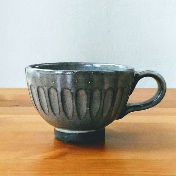 グレーのコーヒーカップ 1枚目の画像