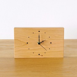 置き時計　スクウェア型（チェリー無垢材） 1枚目の画像