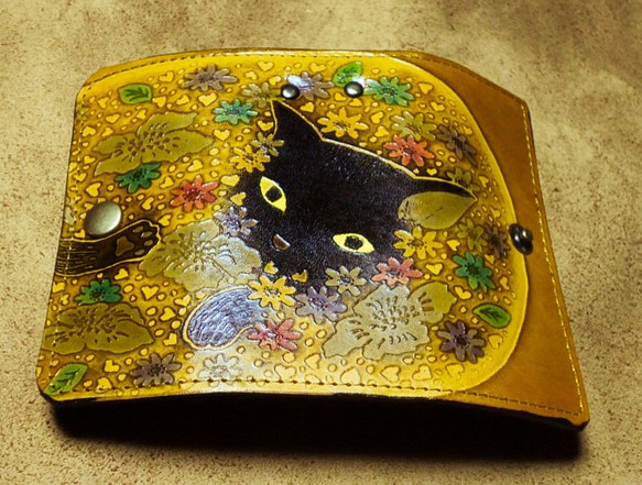 猫のデザイン　バッグ　財布等　レザークラフト  oldキーケース　花畑猫 catwalk oikawa 1枚目の画像