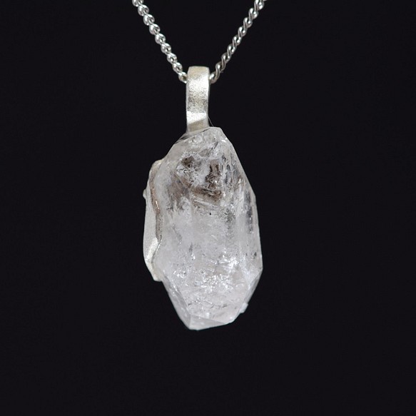 ヒマラヤ水晶の原石水晶ネックレスdc208 1枚目の画像