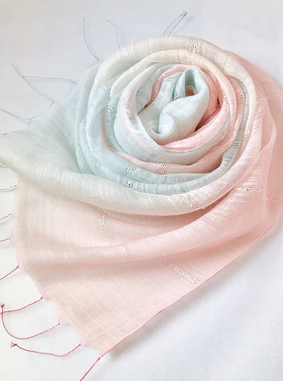 *淺粉色×淡水*柔軟的絲綢披肩 第1張的照片