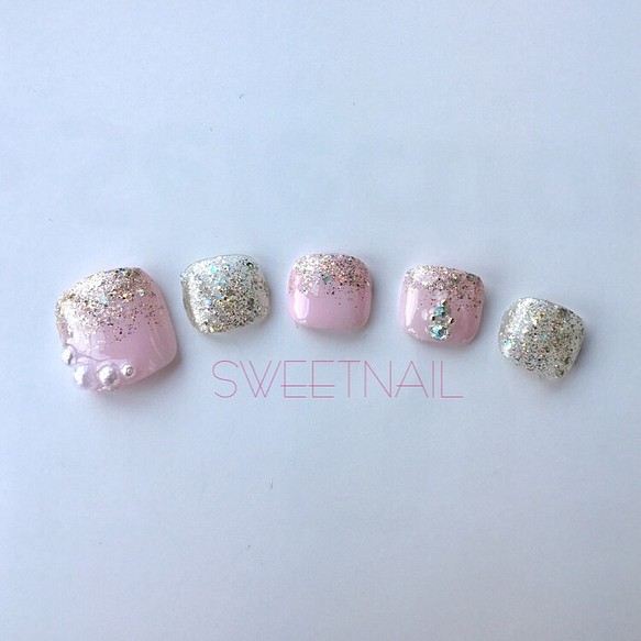 フット パール映えるラメグラネイル ネイルチップ ネイルシール Sweet Nail 通販 Creema クリーマ ハンドメイド 手作り クラフト作品の販売サイト