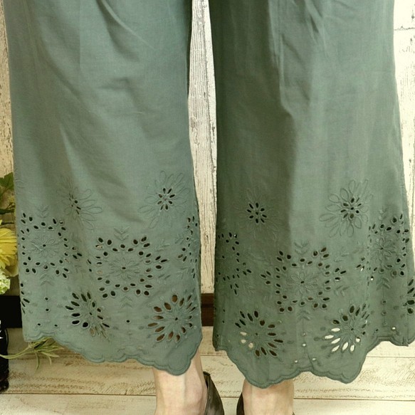 漂亮的扇貝蕾絲長褲 新色 綠色 卡其色 內接縫 68cm M～2L、3L～5L 可小訂！ 第1張的照片