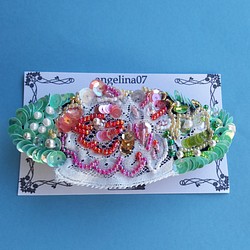 ヴィンテージのバラのレースとビーズ刺繍　バレッタ 1枚目の画像