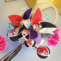 Furisode 髮飾 成人禮 預拍畢業典禮 日本紫紅色 Furisode 和服 Switch Chirimen Flower 第1張的照片