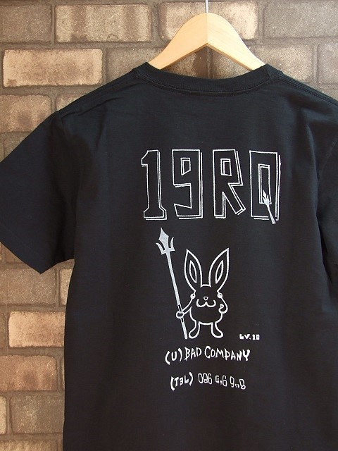 デビルウサギ半袖Tシャツ　メンズ・兎Tシャツ 　黒L 1枚目の画像