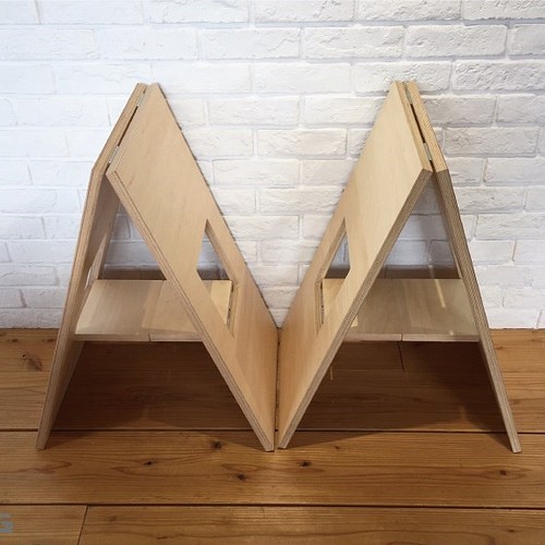 手軽に使えるテーブル脚 折りたたみ式 木製（シナ） 積層合板