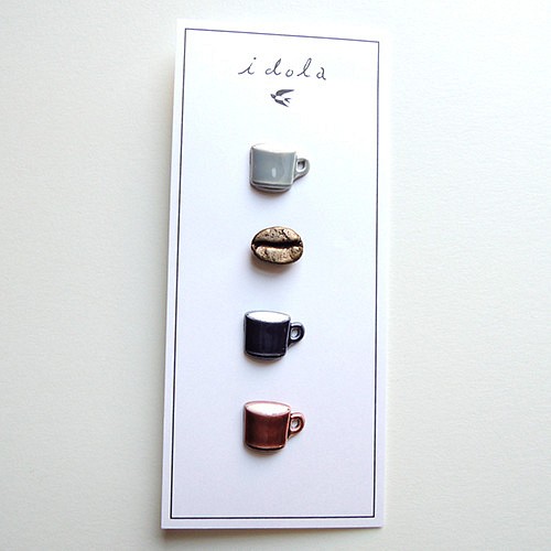 コーヒー豆とコーヒーカップ  ボタン4個セット 1枚目の画像