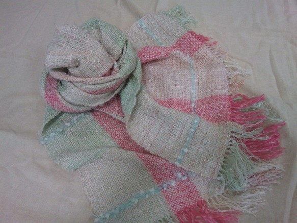 ★あったかウール★ピンクとグリーンの大きなチェック　手織りストール 1枚目の画像