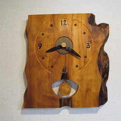 北海道産イチイの振り子時計NO5 1枚目の画像