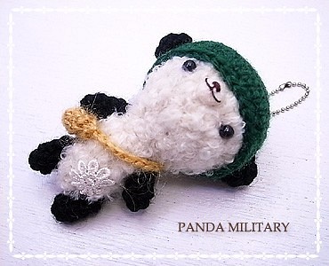 PANDA JEWELRY 　オリジナルパンダ人形　ストラップ（ヘルメットパンダ）　p-039 1枚目の画像