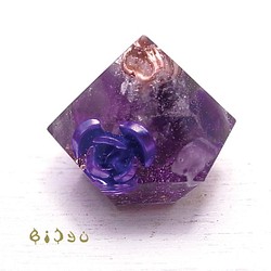 具有釉面塗層的Insu鑽石型紫水晶有機物包括de-15-bj-274cc 第1張的照片