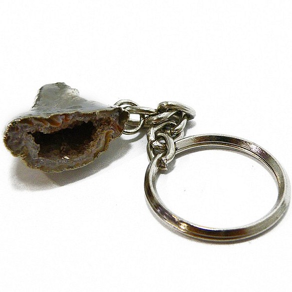 天然石鉱物キーホルダー ～ジオード晶洞(Geode)～　gs-sp-5437 1枚目の画像