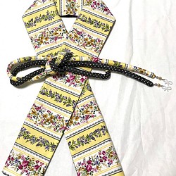 USAコットン 黄色地に色んなお花柄 半衿帯締めセット 1枚目の画像