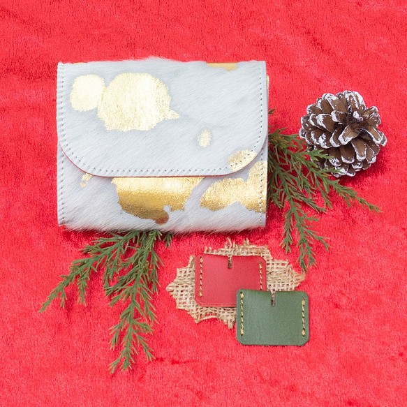 『Creema限定』【COTOCUL】お札が折れない小さな財布（クリスマスカラー/白金） 1枚目の画像