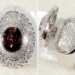 ガーネットと小さなケース付き指輪（リングサイズ：8号、再生ダイヤモンド、アロマオイルなどが入ります） 1枚目の画像