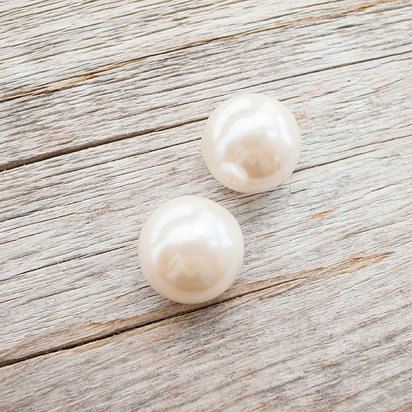 簡單設計的珍珠按鈕＃484 1孔18mm C /＃KISKA 第1張的照片
