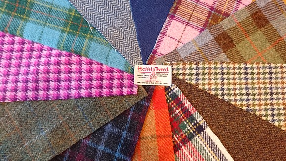 スコットランド伝統の毛織物！『憧れのハリスツイードウールのカットクロス 12種類アソートWセット～ラベル1枚付き～ 1枚目の画像