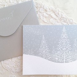 新商品♪PAPYRUS！『キラキララメの雪が降る　素敵なクリスマスカード』 1枚目の画像