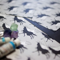 Monochrome Unicorn - Wrapping paper 1枚目の画像