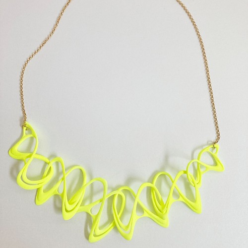 Dancing Necklace Neoyellow ダンシングネックレス ネオンイエロー