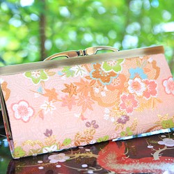 薄型 桜柄の金襴織物でスリムな和風長財布 心華やぐ桜色 薄ピンク 長財布 Overlay Original 通販 Creema クリーマ ハンドメイド 手作り クラフト作品の販売サイト