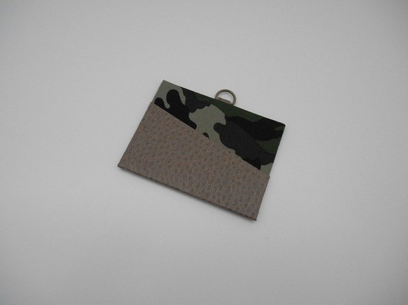 ワンコインパスケース　おしゃれな迷彩柄で 1枚目の画像