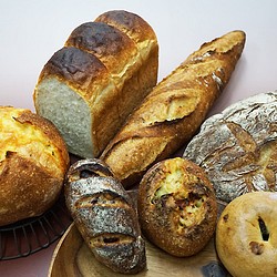 シェフおすすめのもっとこだわりのパンを集めたセット 1枚目の画像